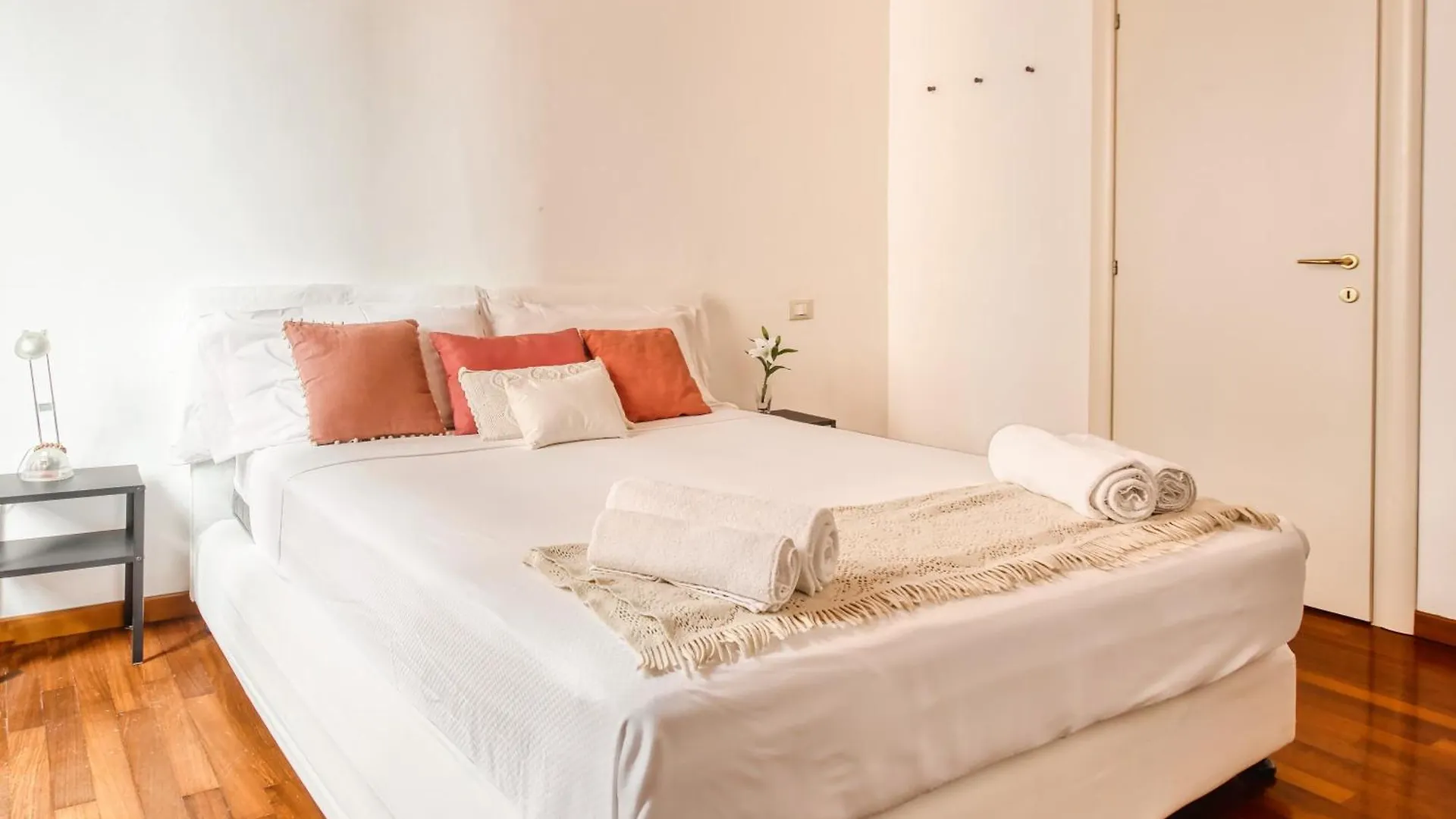 Exclusive Apartment - Milano Citylife 0*, Милан